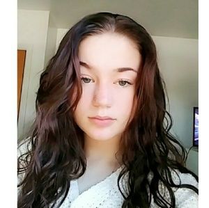 Meet your Posher, Skarlett